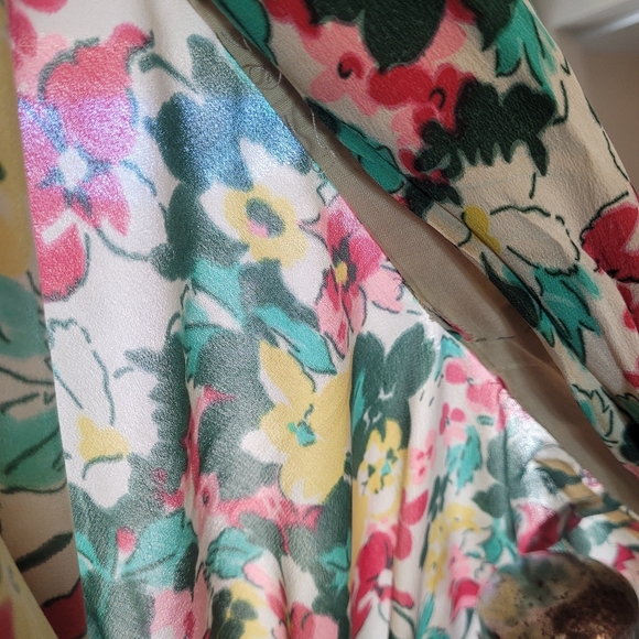 Vintage Floral Kimono Style Dressing Robe - Picture 7 of 13